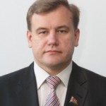 Черняков Дмитрий Владимирович - директор ОАО "Гомельский химический завод", член Совета Республики